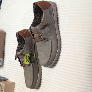 NWT Skechers Streetwear Goga Mat Arch, Size 14, Boxed